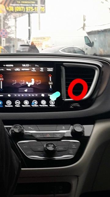 Здесь кто-то есть смотреть онлайн