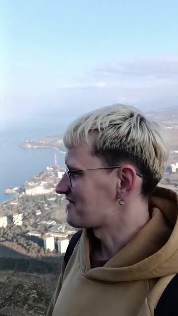 Это не храмокей, это гора Аю-Даг #севастополь #крым смотреть онлайн