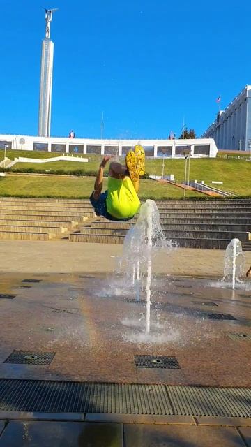 Сделал сальто в фонтане #а4 #сальто #flip #tricks #sports смотреть онлайн