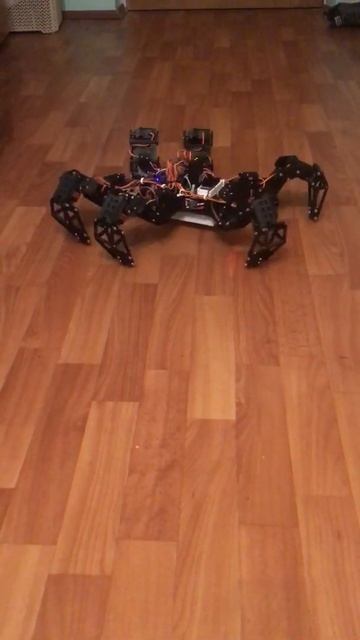 Arduino робот Hexapod. Шестиногий робот паук смотреть онлайн
