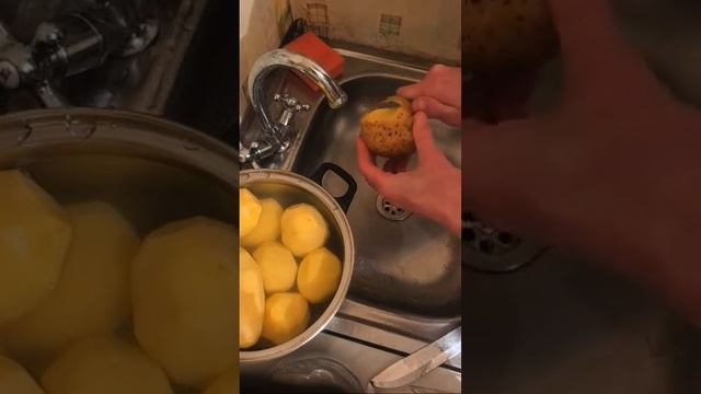 Варить вкусно🥔. Едим сам. 🫕 Варим сам. Магия кухни. смотреть онлайн