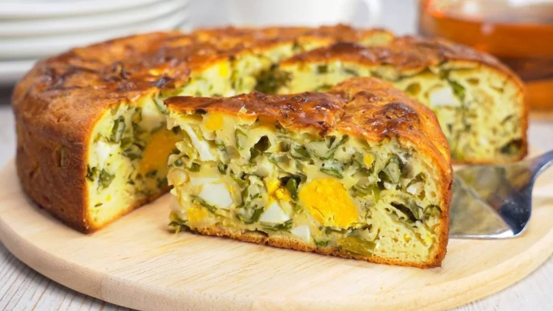 ЗАЛИВНОЙ ПИРОГ. Вкусный и простой ЗАЛИВНОЙ ПИРОГ С ЯЙЦОМ И ЛУКОМ. Рецепт от Всегда Вкусно! смотреть онлайн