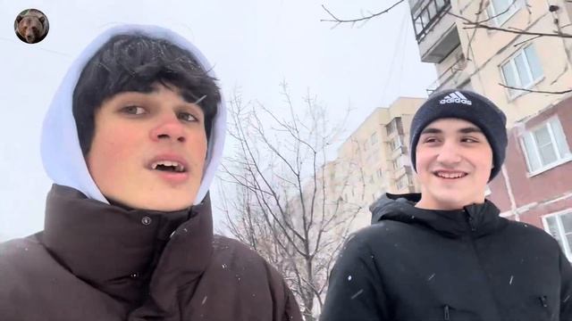 У тебя есть ЧАС, Чтобы найти НОВОГОДНИЙ ПОДАРОК ! смотреть онлайн