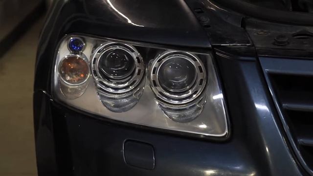 Установка BiXenon модулей Hella 3R | Volkswagen Tuareg смотреть онлайн