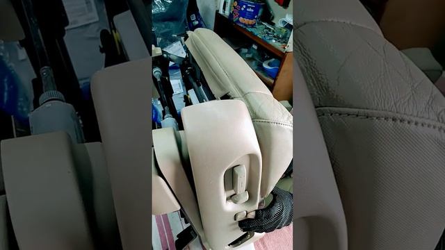 Ремонт двух сидений honda cr-v Хонда поролон + шов. Крым Си? смотреть онлайн