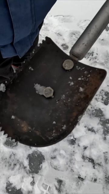 Помог деду на рыбалке🤝 #рыбак #fishing #fisherman #top #полезное смотреть онлайн