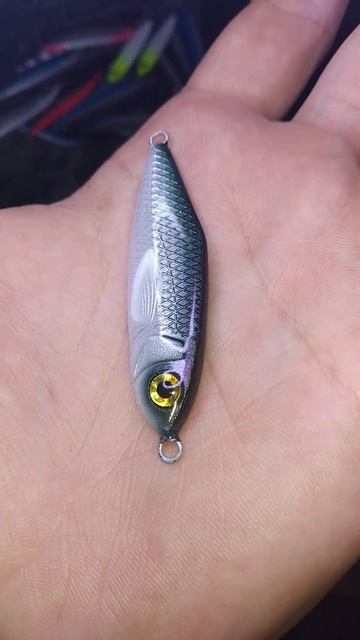 Пилькер "Тетра" 30г. В натуральной расцветке.На руке. смотреть онлайн