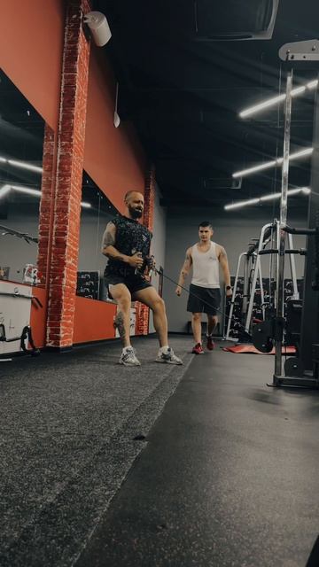 Дай попробовать 🤣 #тренировка #юмор #фитнес #спорт #motiv смотреть онлайн