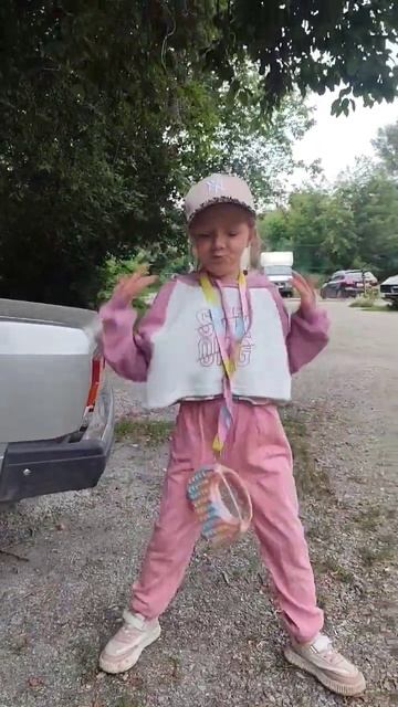 Тут есть 📻радио. #юмор #трендытикток #тренд #трендютуб смотреть онлайн