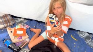 НИКА ИДЕТ В 1 КЛАСС. ЧТО-ТО ПОШЛО НЕ ТАК. СОФУНЬЯ ШАЛУНЬ?