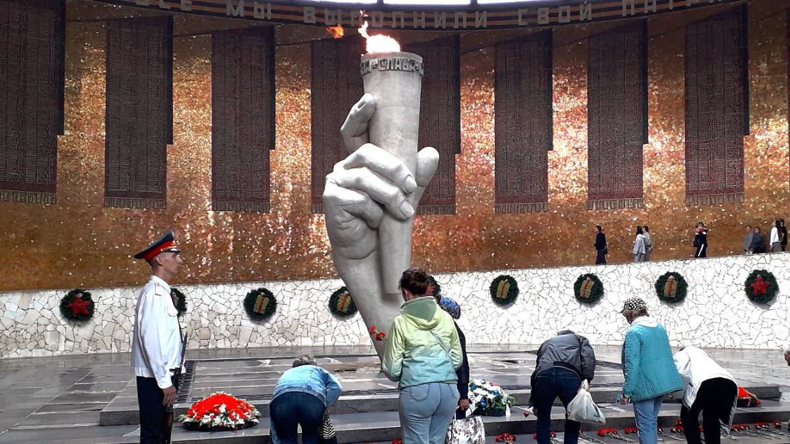 Зал Воинской Славы на Мамаевом кургане. Волгоград смотреть онлайн