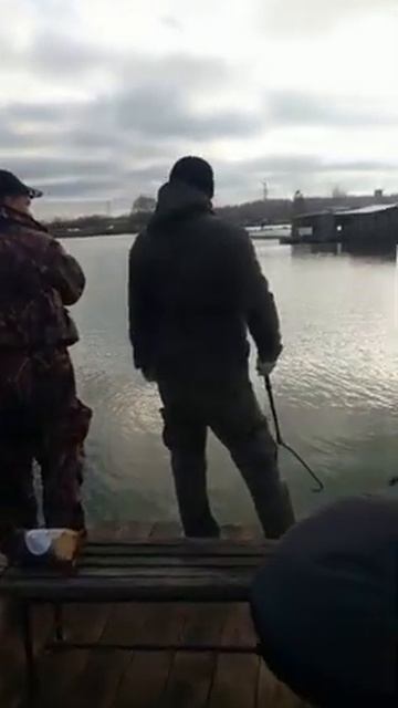 ТРИ ПЕСКАРЯ !