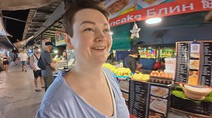 ВЗВЕСИЛАСЬ в Таиланде! КАЙФОВЫЙ вечер в Паттайе. Ночной рынок Джомтьен нас ПОКОРИЛ) Влог