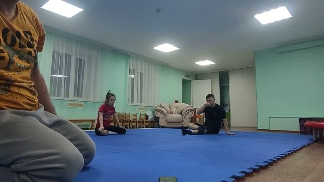 брейк с "СОЛНЕЧНЫМИ" детками #солнечныедети #солнечныебрейкеры #синдромдаунанеприговор смотреть онлайн