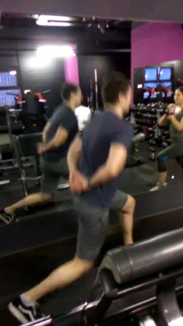 Выпады в динамике на 50 повторений смотреть онлайн