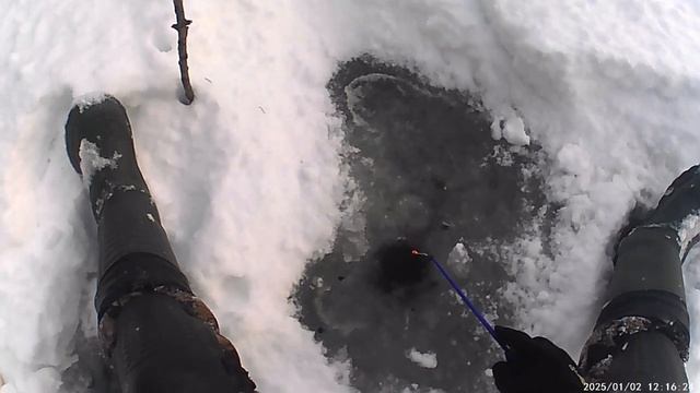 Зимняя рыбалка,в новогодние праздники...глухозимье! смотреть онлайн
