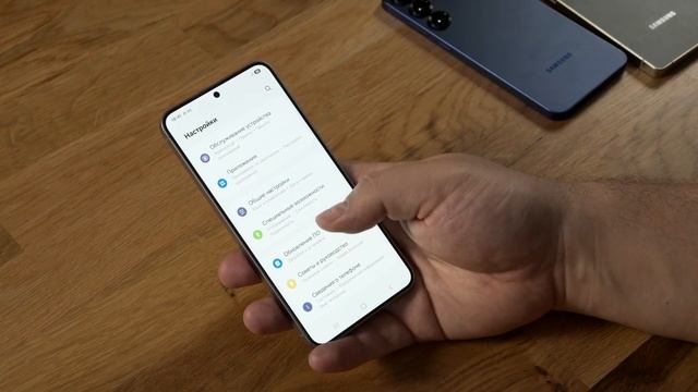 Компактный флагман Samsung Galaxy S25 - плюсы и минусы смотреть онлайн