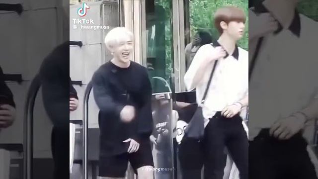 бан чан stray kids смотреть онлайн