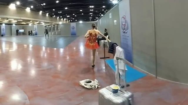 Алина Загитова известна как балерина на льду, но SAMURAI Dance тоже может смотреть онлайн