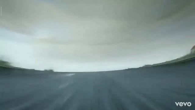 смерть прикольная девушка 😁.