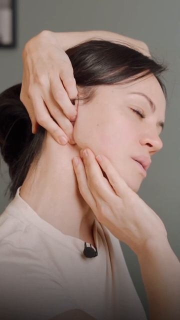 Убираем брыли #брыли #оваллица #второйподбородок #само смотреть онлайн