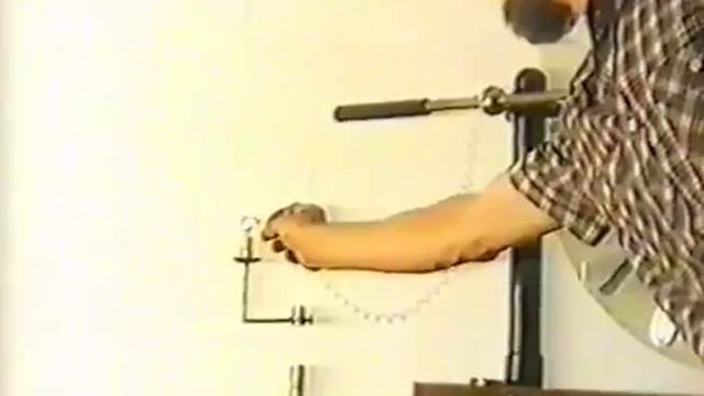 Электричество и магнетизм. Стекание заряда с острия (видео) смотреть онлайн