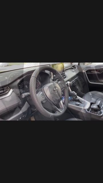 Toyota RAV4 XA50. Перетяжка руля смотреть онлайн