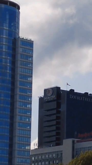 Высотка рядом с ТЦ Gallery в Минске, в планах узнать есть л смотреть онлайн