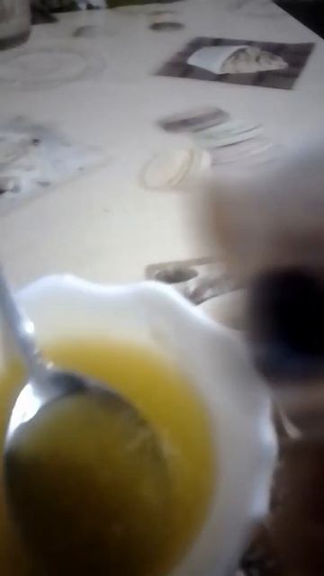 я и Гхеша едят мёд смотреть онлайн