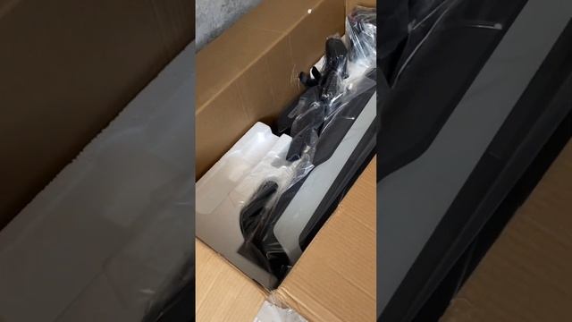 #распаковка вертикального моющего пылесоса Dreame H30 Ultra M смотреть онлайн