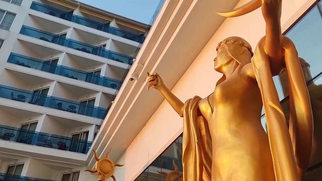 обзор отеля :Azura deluxe resort & spa 6.11.24 смотреть онлайн