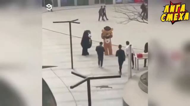 ЛУЧШИЕ ПРИКОЛЫ 2018 АПРЕЛЬ ЛУЧШАЯ ПОДБОРКА САМЫЕ СМЕШНЫЕ ВИДЕО — Черный Плащ смотреть онлайн