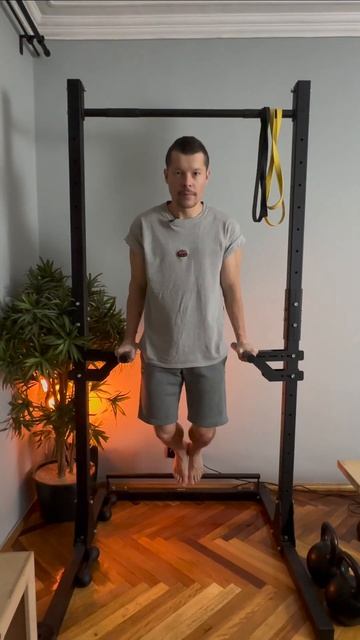 Пора переходить на домашние тренировки. Фитстанция по смотреть онлайн