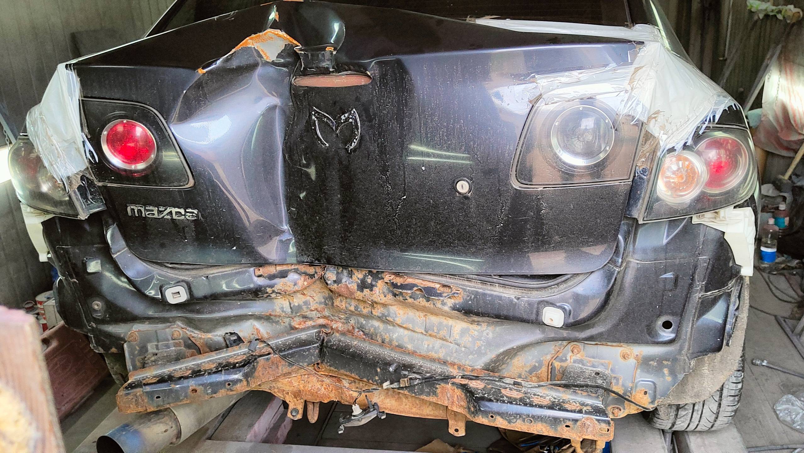 Мазда 3 Ремонт после встречи со столбом смотреть онлайн