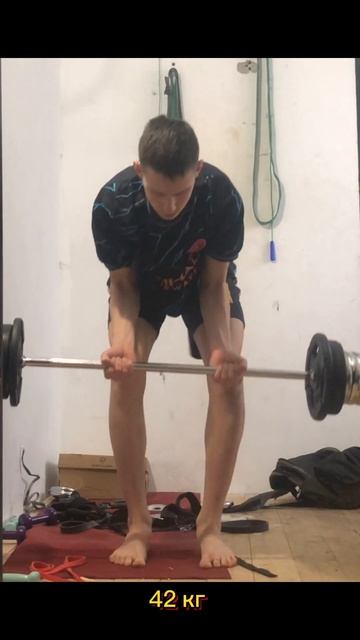 Я ожидал что подниму больше #спорт #турник #качалка #sport смотреть онлайн