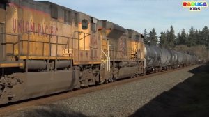 Учим цвета и поезда. Железнодорожный транспорт для де?