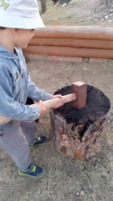 Это #ысыах #лето2024 #кузнец #молоток оказался тяжелым смотреть онлайн