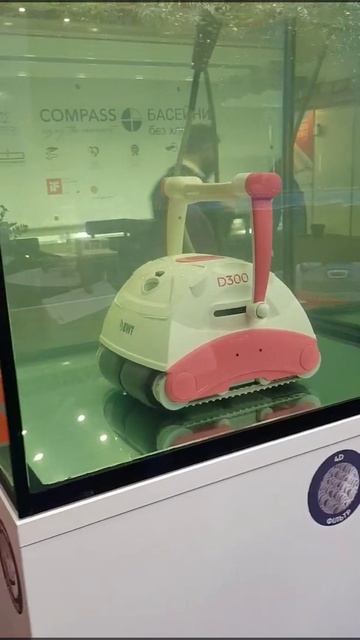 Робот чистильщик для бассейнов. смотреть онлайн