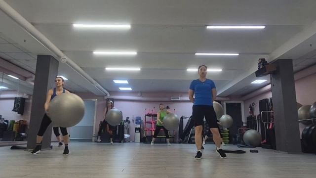 ФУНКЦИОНАЛЬНЫЙ ТРЕНИНГ ЦЕЛАЯ ТРЕНИРОВКА / FUNCTIONAL TRAINING / смотреть онлайн