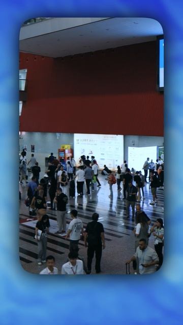 Ребята впервые попали на Кантонскую ярмарку и были в шоке! смотреть онлайн