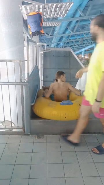 Аквапарк "Лебяжий", г. Минск. смотреть онлайн