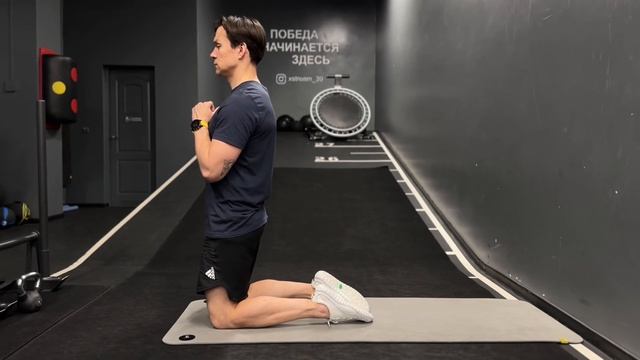 Обратные нордические сгибания без отягощения смотреть онлайн