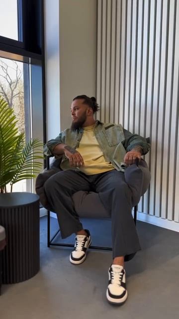 📍"STATUS RESIDENTS" Спортивная улица, 1 М, 2 этаж, отдел - 2. 13" смотреть онлайн