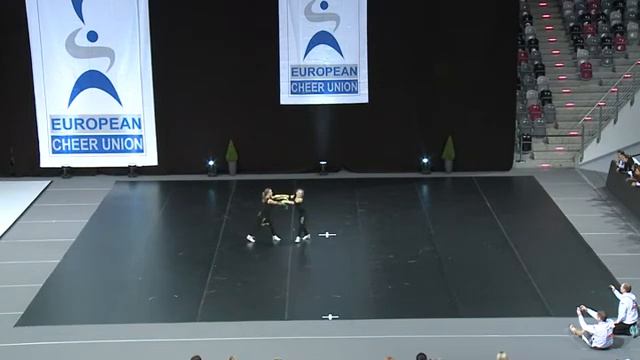 Черлидинг . Maja Molek / Ursa Smrekar