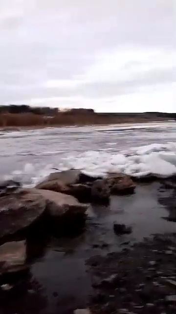 Ледоход 2024г. р. Реж Свердловская обл. #fishing #рыбалка смотреть онлайн