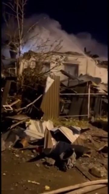 В Иркутске самолёт Су 30. Упал на двухэтажный жилой 🏠? смотреть онлайн