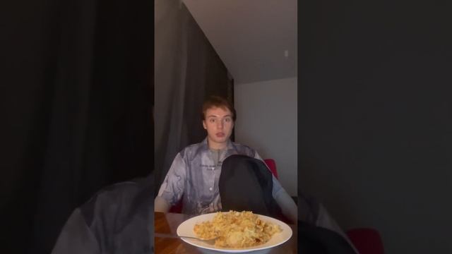 ПАША И КУХНЯ 🧸 павел вьюгин