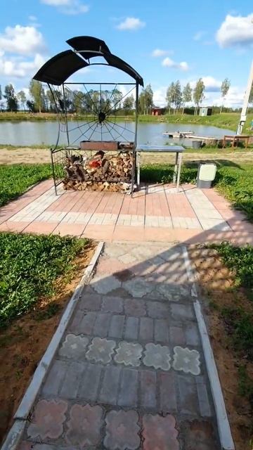 Аренда большой беседки 2000₽ (до 12 человек). По вопросам смотреть онлайн