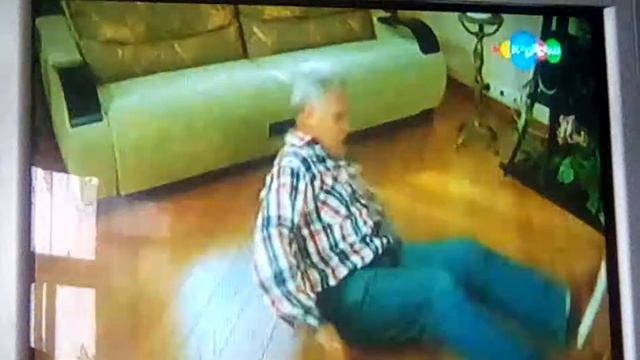 Дед танцует хип хоп смотреть онлайн