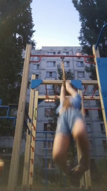 Ютуб не работает , заходите в мой тг канал он называетс смотреть онлайн